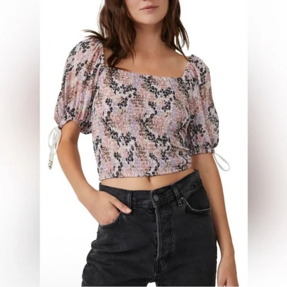 NWT Free People Smocked Puff Sleeve Floral Crop Top Women’s Size Medium